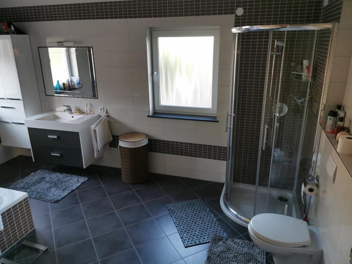 Haus Mit Schoener Aussicht Wg Munsingen Bagian luar foto